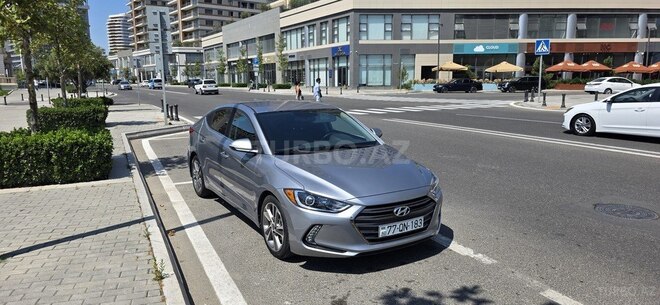 Hyundai Elantra 2016, 72,420 km - 2.0 l - Bakı