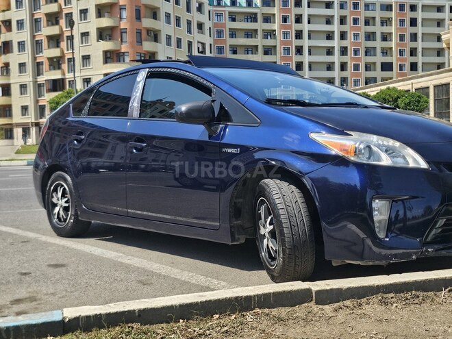 Toyota Prius 2013, 395,000 km - 1.8 l - Sumqayıt
