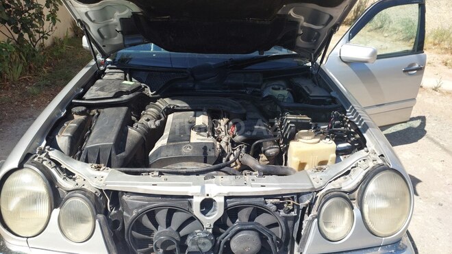 Mercedes E 280 1996, 390,000 km - 2.8 l - Bakı