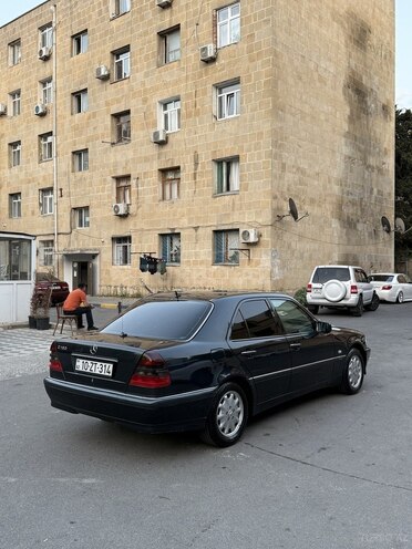Mercedes C 180 1998, 318,000 km - 1.8 л - Bakı