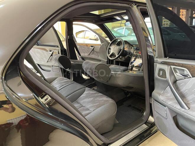 Mercedes E 270 2002, 350,000 km - 2.7 л - Bakı