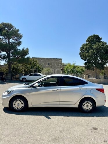 Hyundai Accent 2013, 170,000 km - 1.4 l - Bakı