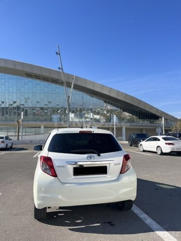 Toyota Yaris 2012, 191,000 km - 1.5 л - Bakı