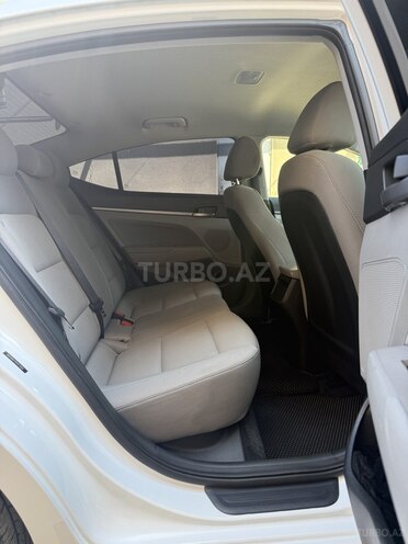 Hyundai Elantra 2016, 126,881 km - 2.0 l - Bakı