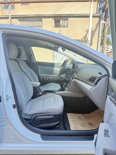 Hyundai Elantra 2016, 126,881 km - 2.0 l - Bakı