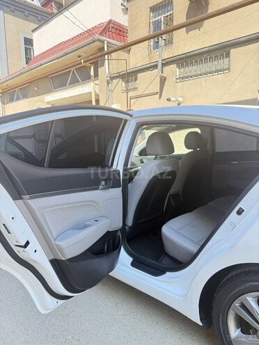 Hyundai Elantra 2016, 126,881 km - 2.0 l - Bakı