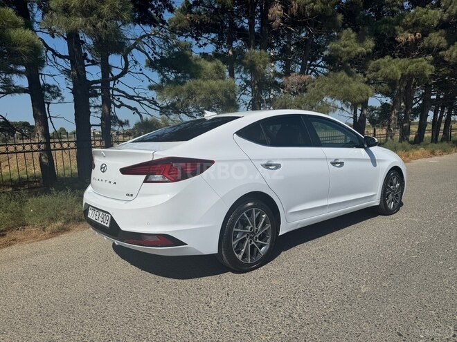 Hyundai Elantra 2019, 121,000 km - 2.0 л - Bakı