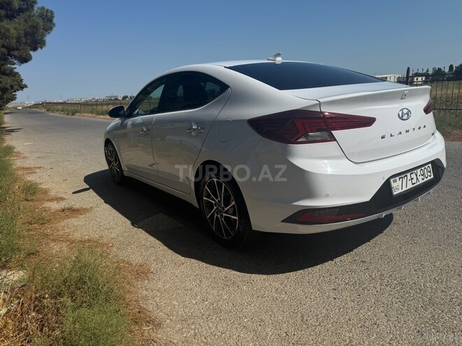 Hyundai Elantra 2019, 121,000 km - 2.0 л - Bakı