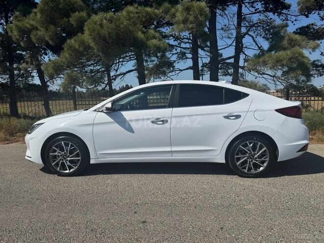 Hyundai Elantra 2019, 121,000 km - 2.0 л - Bakı