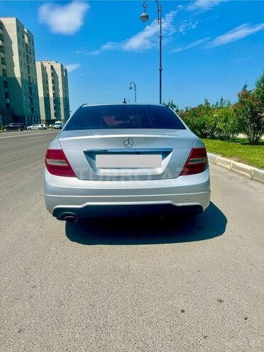 Mercedes C 250 2011, 277,000 km - 1.8 l - Sumqayıt