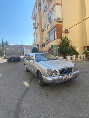 Mercedes E 230 1995, 450,000 km - 2.3 l - Bakı