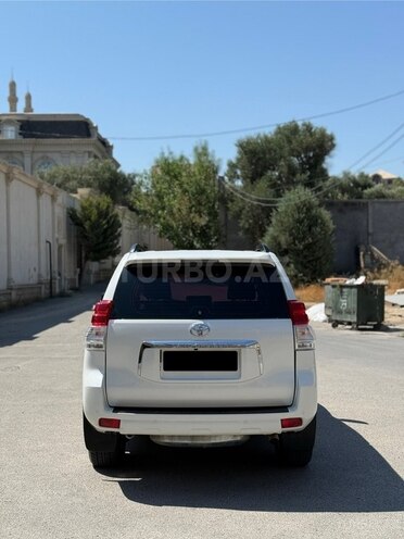 Toyota Land Cruiser Prado 2011, 199,000 km - 4.0 l - Bakı