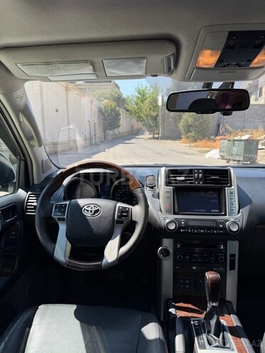 Toyota Land Cruiser Prado 2011, 199,000 km - 4.0 l - Bakı