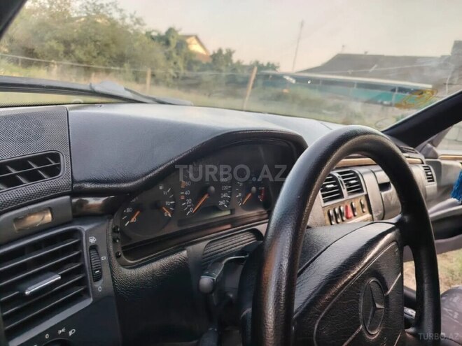 Mercedes E 320 1997, 450,000 km - 3.2 l - Biləsuvar