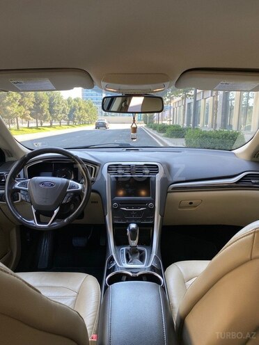 Ford Fusion (North America) 2014, 250,000 km - 1.6 l - Bakı