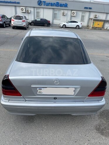 Mercedes C 220 1999, 380,000 km - 2.2 l - Bakı