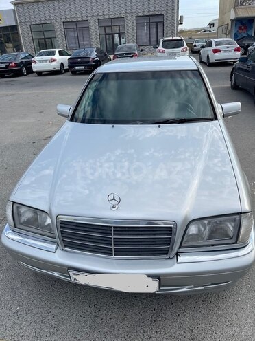 Mercedes C 220 1999, 380,000 km - 2.2 l - Bakı