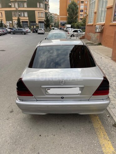 Mercedes C 220 1999, 380,000 km - 2.2 l - Bakı