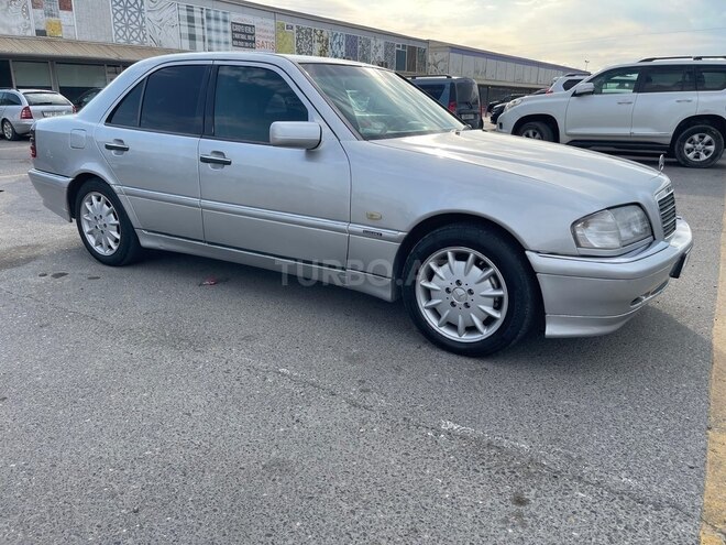Mercedes C 220 1999, 380,000 km - 2.2 l - Bakı