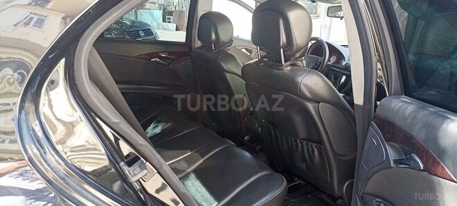 Mercedes E 220 2006, 260,000 km - 2.2 l - Bakı