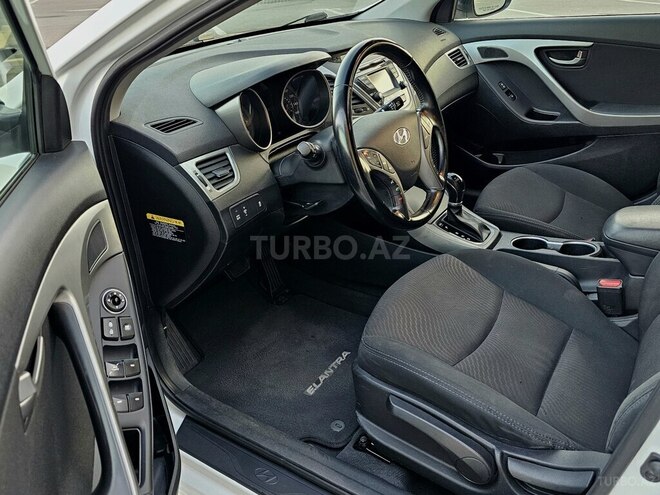 Hyundai Elantra 2015, 147,777 km - 1.8 l - Bakı