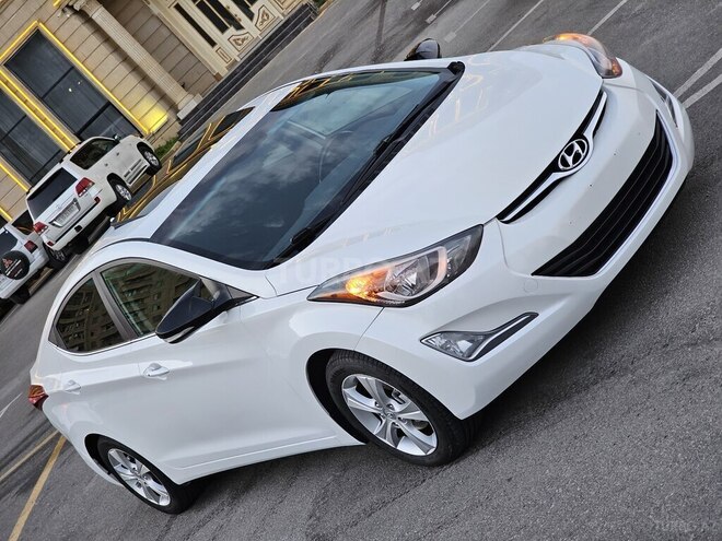Hyundai Elantra 2015, 147,777 km - 1.8 l - Bakı