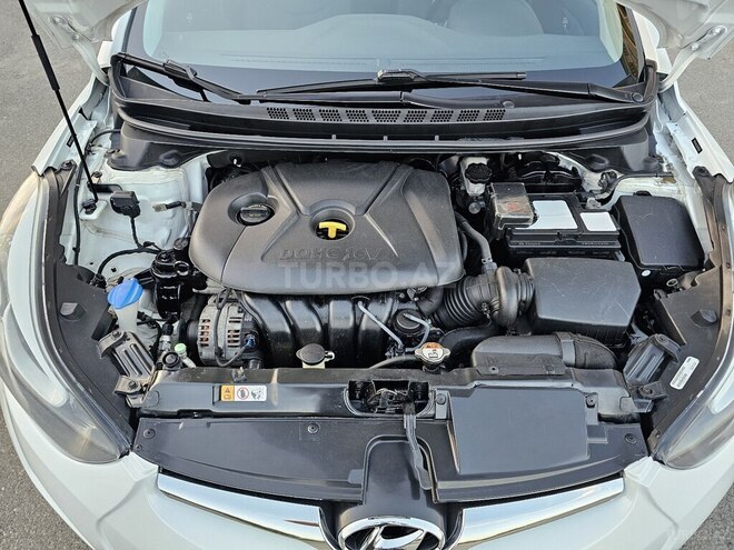 Hyundai Elantra 2015, 147,777 km - 1.8 l - Bakı