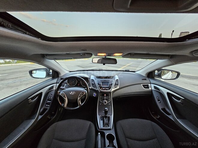 Hyundai Elantra 2015, 147,777 km - 1.8 l - Bakı