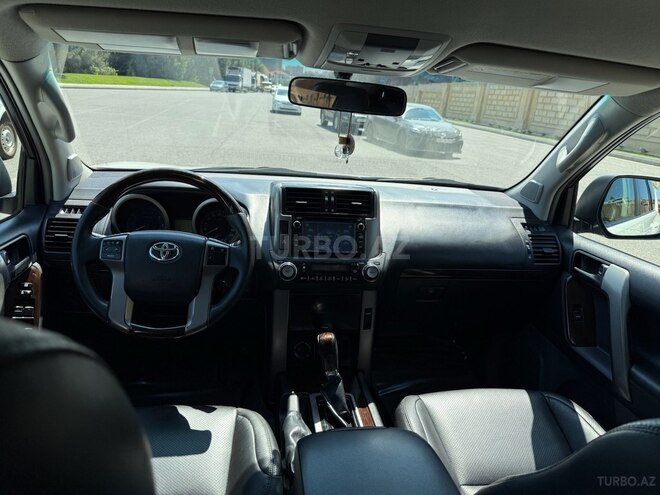 Toyota Land Cruiser Prado 2010, 158,300 km - 2.7 л - Bakı