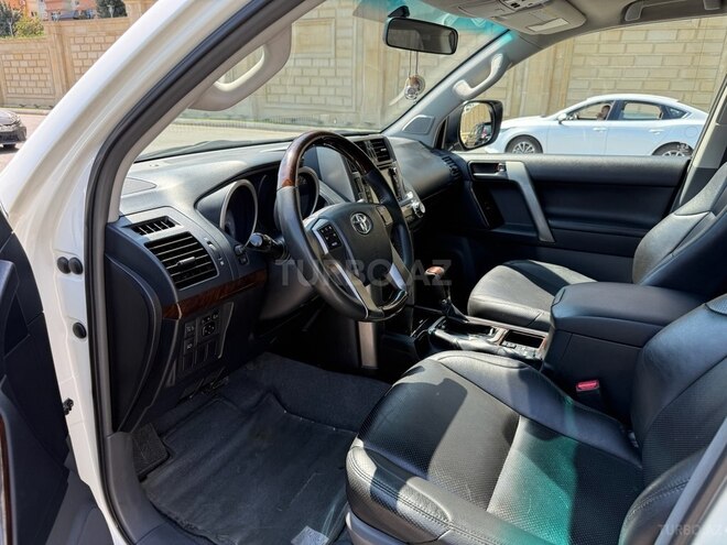 Toyota Land Cruiser Prado 2010, 158,300 km - 2.7 л - Bakı
