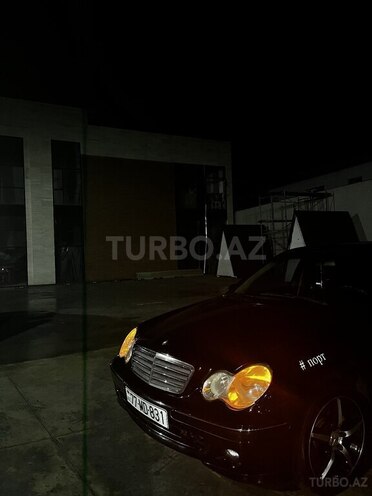 Mercedes C 240 2001, 320,000 km - 2.6 l - Lənkəran
