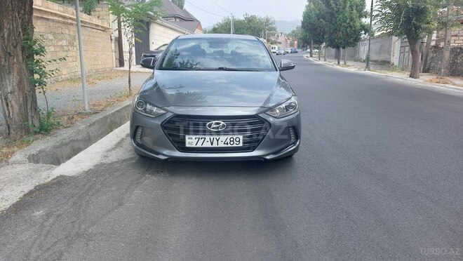 Hyundai Elantra 2016, 117,400 km - 2.0 л - Şəki
