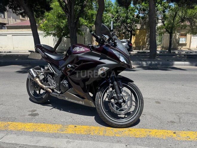 Kawasaki  2015, 10,000 km - 0.3 l - Bakı