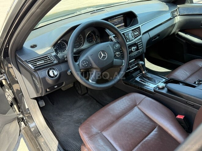 Mercedes E 220 2010, 288,456 km - 2.1 l - Bakı