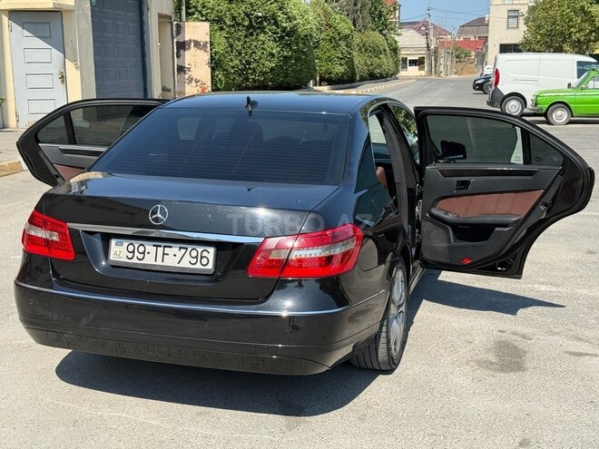 Mercedes E 220 2010, 288,456 km - 2.1 l - Bakı