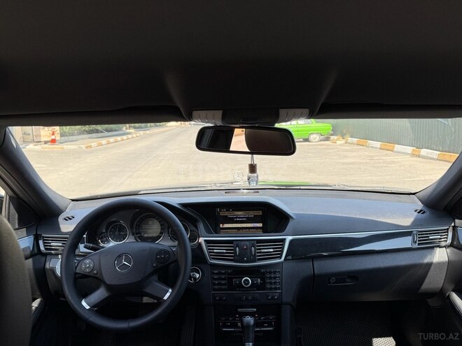 Mercedes E 220 2010, 288,456 km - 2.1 l - Bakı
