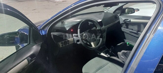 Opel Astra 2007, 245,000 km - 1.4 l - Bakı
