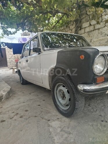 LADA (VAZ) 21011 1985, 299,999 km - 1.3 л - Bakı
