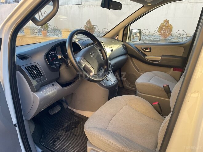 Hyundai H-1 2018, 235,000 km - 2.5 l - Bakı