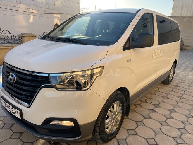 Hyundai H-1 2018, 235,000 km - 2.5 l - Bakı