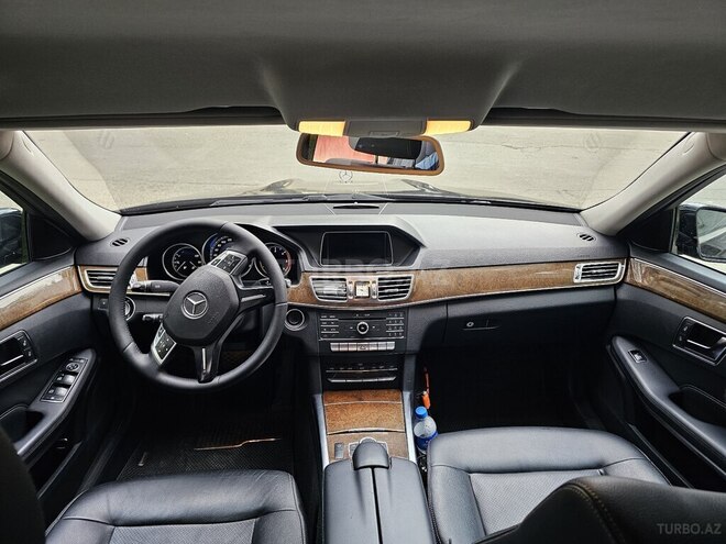 Mercedes E 220 2015, 260,000 km - 2.1 l - Mingəçevir