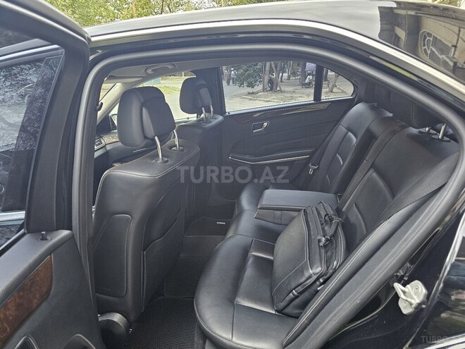 Mercedes E 220 2015, 260,000 km - 2.1 l - Mingəçevir