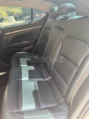 Hyundai Elantra 2016, 143,393 km - 2.0 л - Bakı