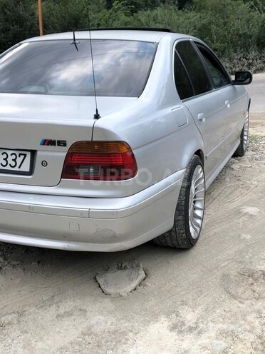 BMW 530 2001, 296,000 km - 3.0 l - Bakı
