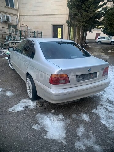 BMW 530 2001, 296,000 km - 3.0 l - Bakı