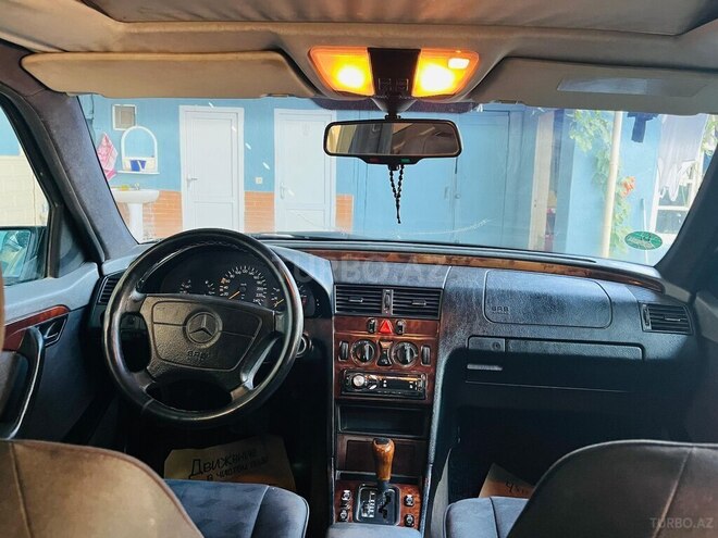 Mercedes C 200 1996, 300,000 km - 2.0 л - Bakı