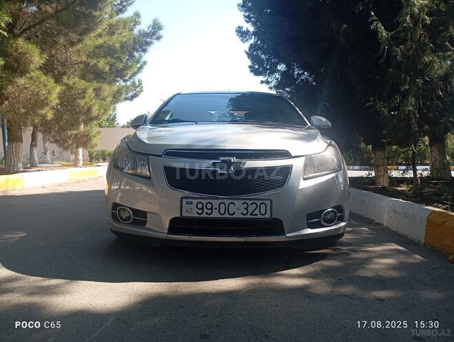 Chevrolet Cruze 2011, 305,775 km - 1.4 л - Sumqayıt