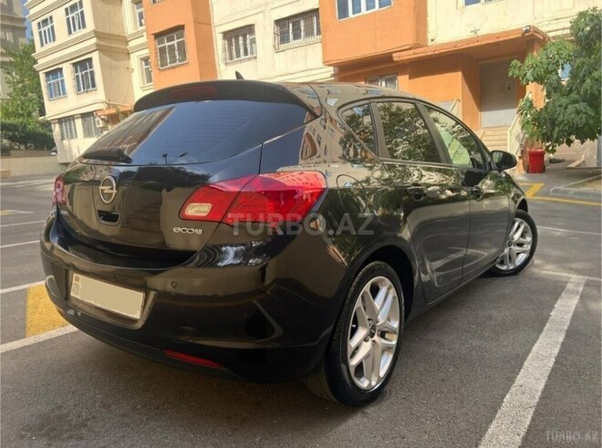Opel Astra 2012, 250,000 km - 1.3 l - Bakı