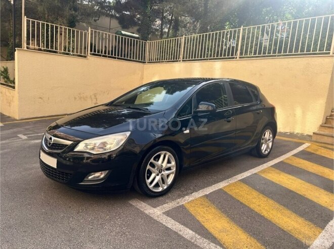Opel Astra 2012, 250,000 km - 1.3 l - Bakı