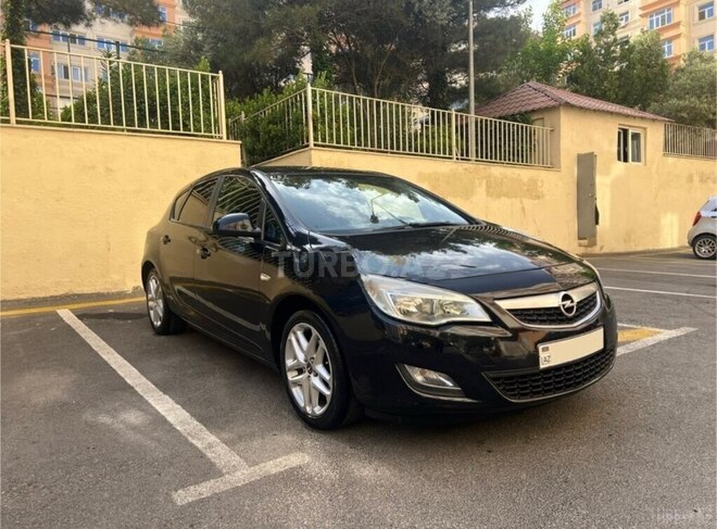 Opel Astra 2012, 250,000 km - 1.3 l - Bakı